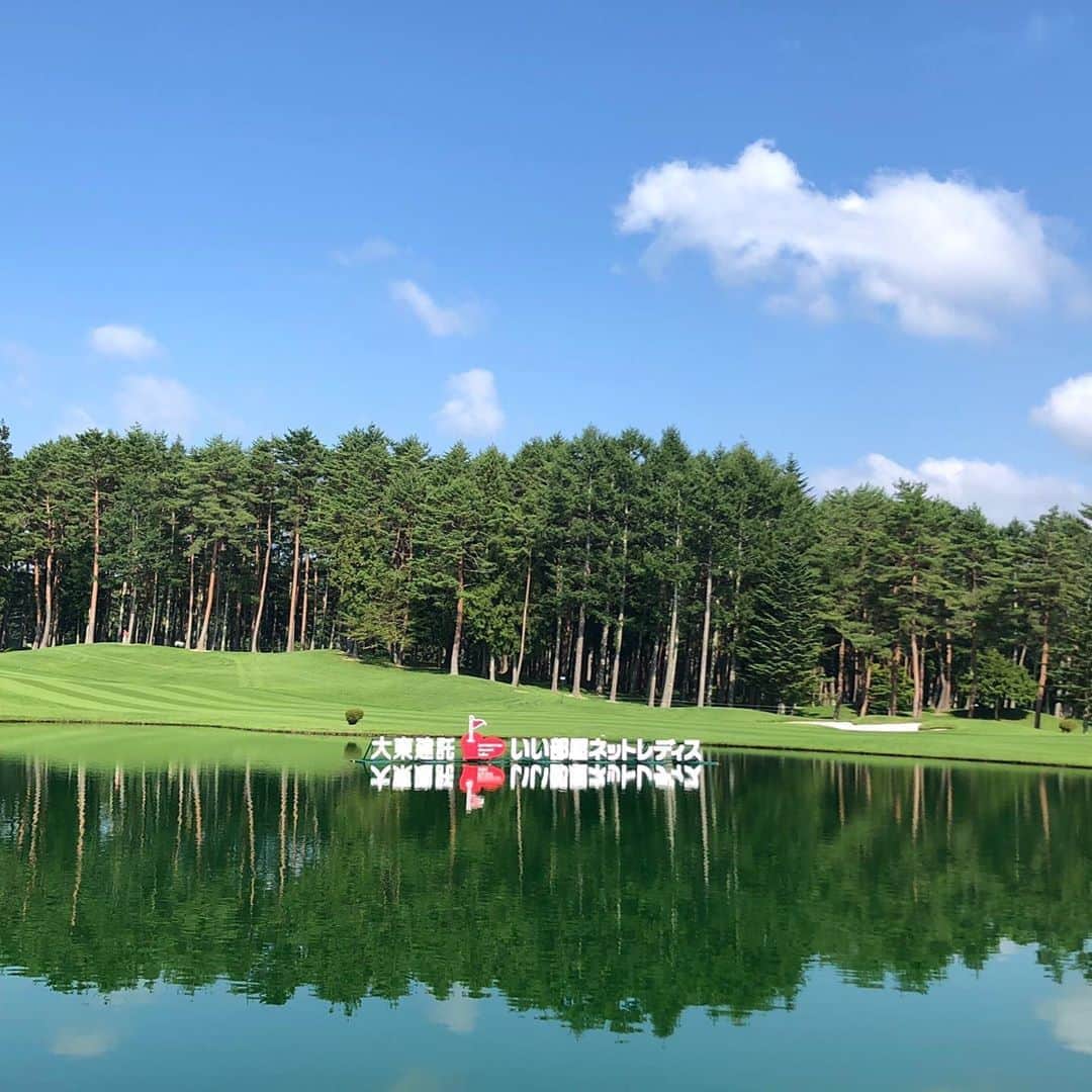 渡邉彩香のインスタグラム：「今週はホステス大会⛳️ 大東建託 いい部屋ネットレディス👊  自分に自信を持って！ どんな時も温かく見守ってくださっている大東建託の皆さんへの、感謝の気持ちも込めて、一生懸命プレーします！  応援よろしくお願いします！」