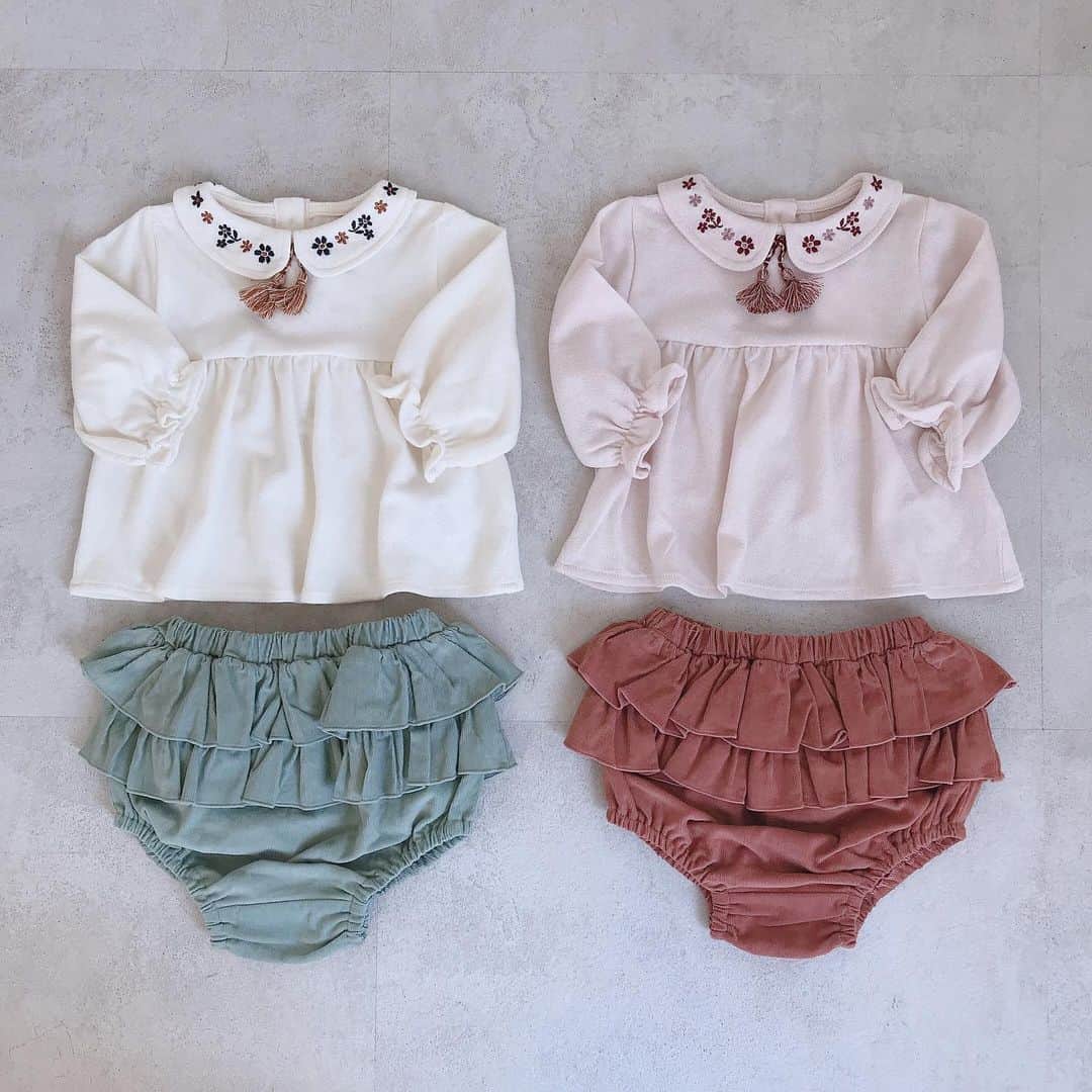 petit mainさんのインスタグラム写真 - (petit mainInstagram)「.﻿ ☆BABY NEW ARRIVAL☆﻿ ﻿ ﻿ 9693508 トップス×ブルマセット ￥3888﻿ サイズ 70・80㎝﻿ 9693519 カーディガン ￥2484﻿ サイズ 70・80㎝﻿ 9693504 レッグウォーマー ￥756﻿ サイズ F﻿ ○セール除外・税込価格﻿ ﻿ #petitmain #プティマイン #petitmainコーデ #プティマインコーデ #キッズ #kids #kidswear #キッズウェア #子ども服 #kidsstyle #キッズスタイル #kidscoordinate #キッズコーデ #kidsfashion #キッズファッション #ママ #女の子ママ #女の子ママ予定 #男の子ママ #男の子ママ予定 #mybaby #baby #ベビー #ベビーコーデ #新生児 #newarrival #newarrivals #置き画 #置き画くら部 #置き画くらぶ」7月31日 19時20分 - petitmain_official