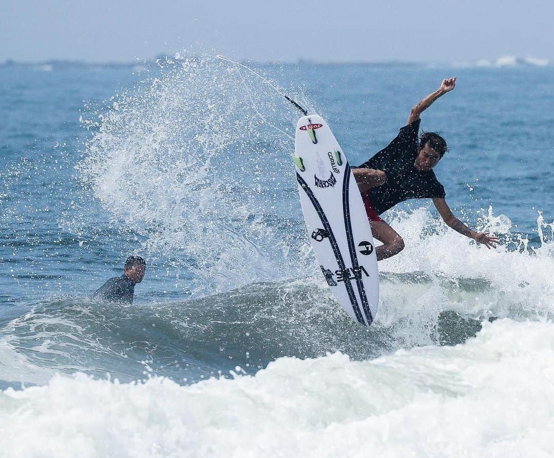 のインスタグラム：「楽しみな事が沢山💙 🎥 @junichiro_harada  @lostsurfboardsjapan  UBER DRIVER CW 5'7 #skullcandy #surf #サーフィン」