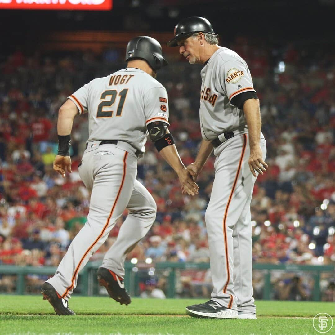 サンフランシスコ・ジャイアンツさんのインスタグラム写真 - (サンフランシスコ・ジャイアンツInstagram)「Belt 💣 ➡️ Vogt 💣 #SFGiants」7月31日 10時49分 - sfgiants