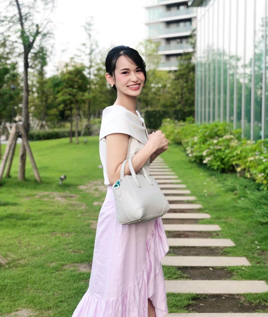 のインスタグラム：「ゆきねえ @yukikokihara から ステキなバッグが👜届いた❤️ ゆきねえが手がけるブランド girls bag❤️ @girlsbag2012 ＊ この前ランチしてたときに ゆきねえが持ってて かわいいなあって思ってたら 昨日お家に届いたよ🎁✨ うれしすぎる😆✨ ＊ 小さいのにたくさん荷物入るし お出かけにぴったりサイズで これから沢山色んなとこに連れて行こう✨ ゆきねえありがとう😊❤️ ＊ #girlsbag #gb #ガールズバッグ #バッグ #bag #おでかけバッグ #コーディネート #ootd #コーデ」