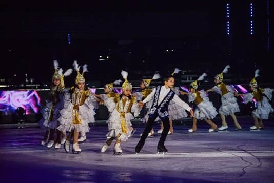 デニス・テンさんのインスタグラム写真 - (デニス・テンInstagram)「Denis Ten Show  July 20  #denisten #denistenforever #denistenshow #d10world #денистен #друзьядениса #iceshow #ледовоешоу」7月31日 11時41分 - denisten_official