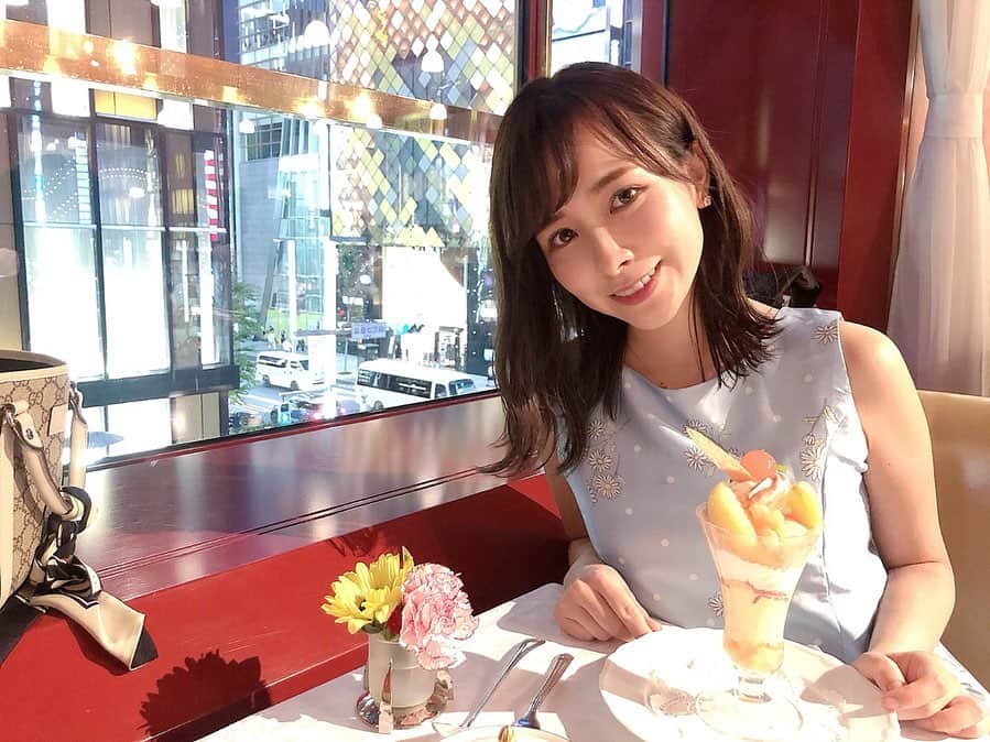 黒澤詩音さんのインスタグラム写真 - (黒澤詩音Instagram)「*﻿ ﻿ 柴田紗帆アナと、松屋銀座で開催中の﻿ 萩尾望都先生の少女漫画﻿ ﻿ 『 #ポーの一族展 』へ行ってきました✨﻿ ﻿ 宝塚歌劇🕺で舞台化した際の、﻿ #明日海りお さん、#柚香光 さん達のお衣装を観られて幸せ。。﻿ ﻿ そのままコラボカフェへ行きたかったのですが、混雑していましたので #資生堂パーラー 🍑へ行きました😋✨﻿ ﻿ ﻿ #宝塚 #宝塚歌劇 #musical﻿ #少女漫画 #ポーの一族 #原画展」7月31日 11時48分 - shionkurosawa_official