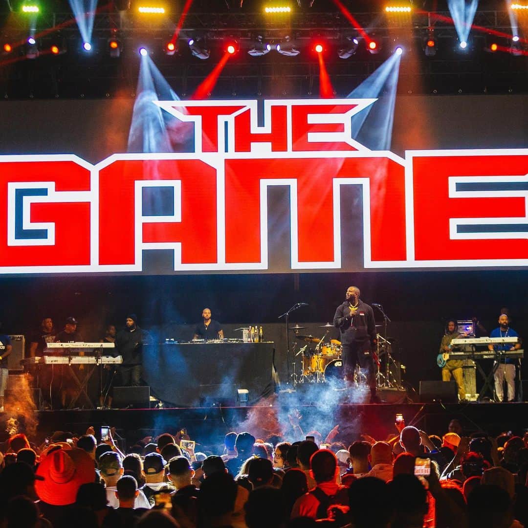のインスタグラム：「16 years. Hate it or love it..... I’m here - The Game 📸 @jorgemezaphotos」