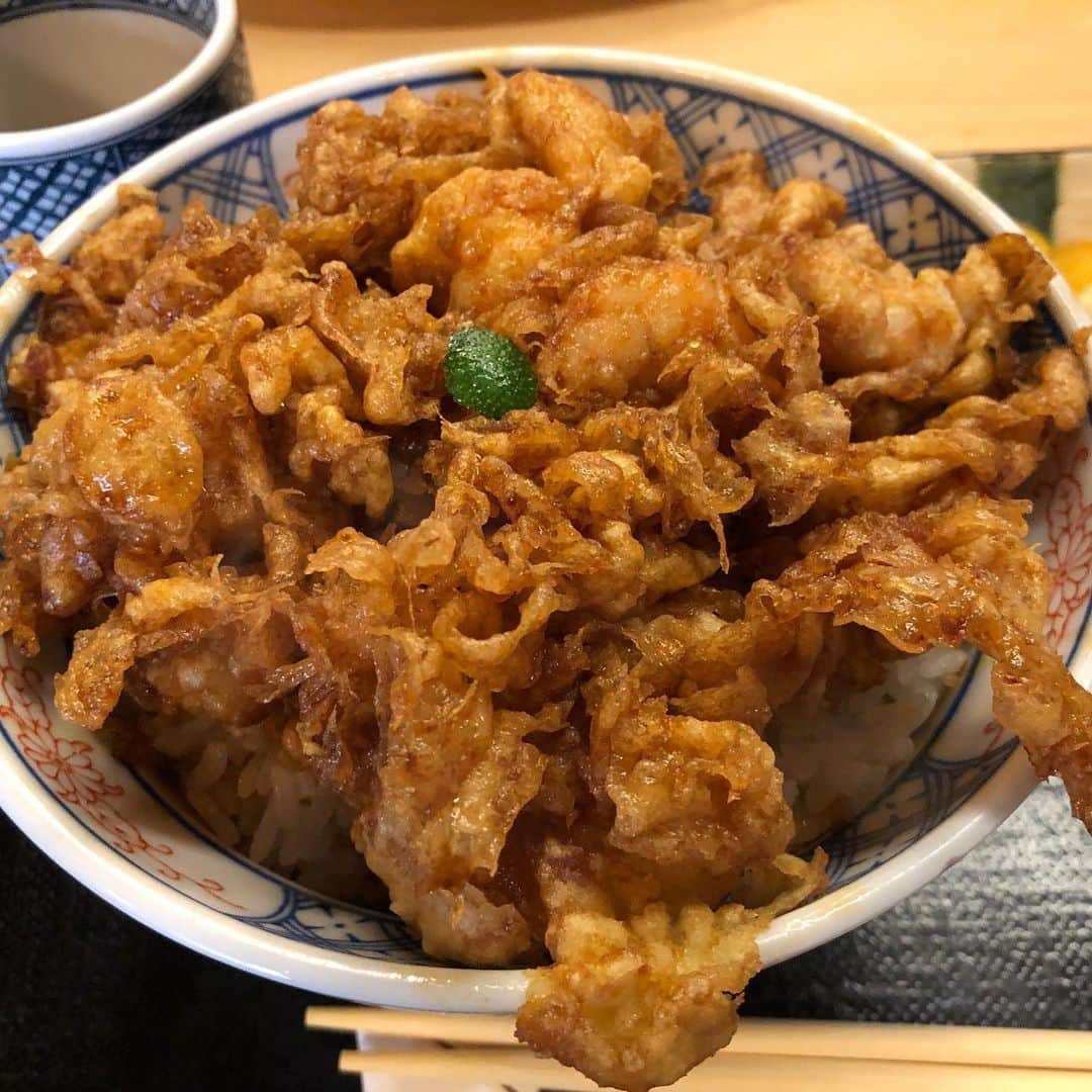 Miku Hirata 平田未来さんのインスタグラム写真 - (Miku Hirata 平田未来Instagram)「赤坂に来たので、天茂に。かき揚げ美味しかった。」7月31日 13時30分 - hirata