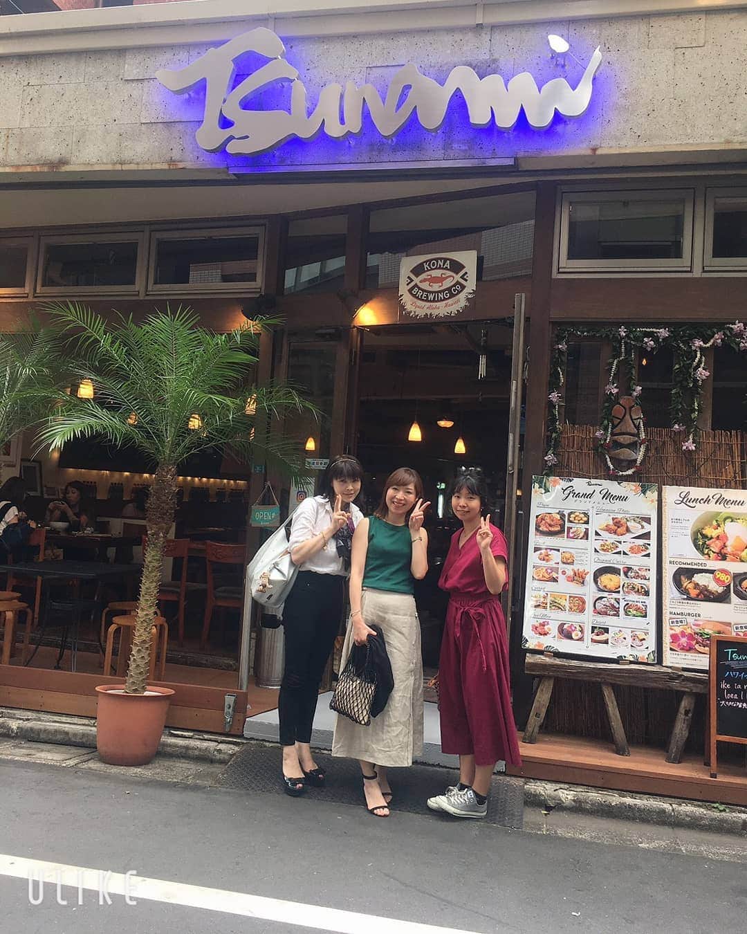 松坂南さんのインスタグラム写真 - (松坂南Instagram)「こちらは、友人と。  みんな雰囲気も人も全く変わらず…でも大人になったよね☆  #love #friends」7月31日 13時45分 - minami_matsuzaka