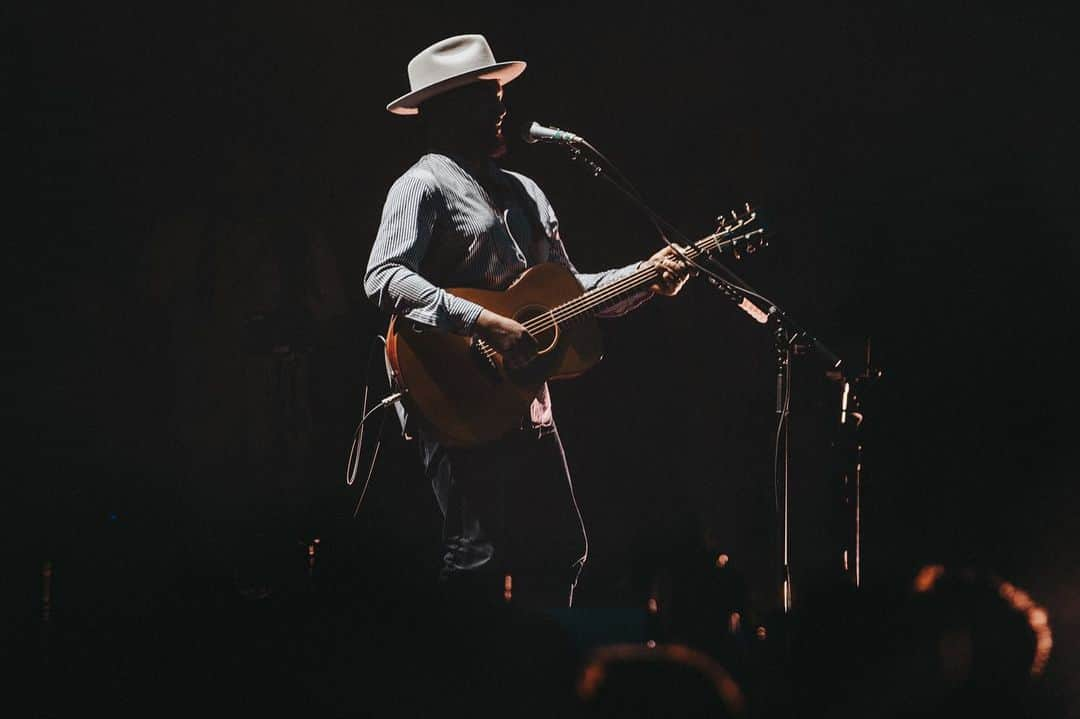 ジョン・メイヤーさんのインスタグラム写真 - (ジョン・メイヤーInstagram)「Toronto night one: This was a show you wanna find the tape of. We’re all set up for a killer night two - gonna aim for fewest repeats possible. (📷 @thomasfalcone)」7月31日 14時26分 - johnmayer