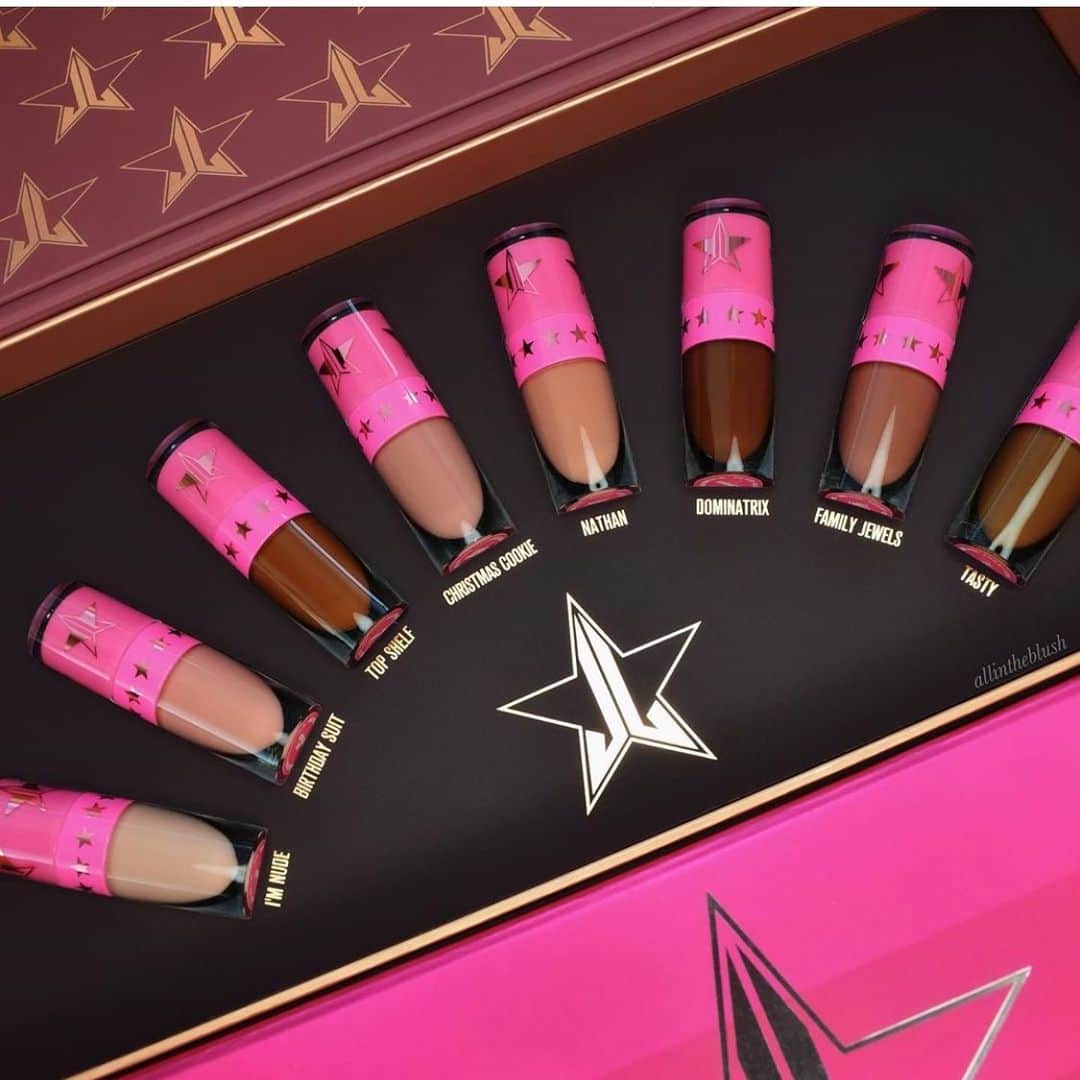 Jeffree Star Cosmeticsさんのインスタグラム写真 - (Jeffree Star CosmeticsInstagram)「NUDES ANYONE?!😍💦 Our Nudes V2 #minibundle is sure to have your perfect shade for any occasion 💋🔥Photo by : @allintheblush 📸#jeffreestarcosmetics」7月31日 15時00分 - jeffreestarcosmetics