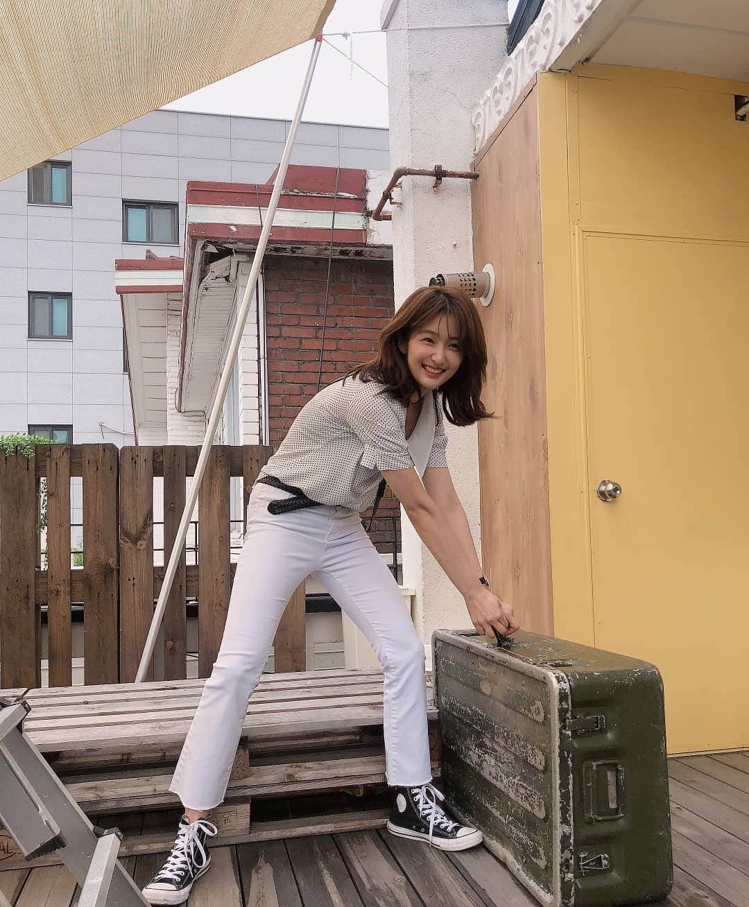 ジヒョン さんのインスタグラム写真 - (ジヒョン Instagram)「🔊🔊🔊 누가좀들어줘요 Help me🙋‍♀️🙋‍♀️」7月31日 15時38分 - jihyunilovee