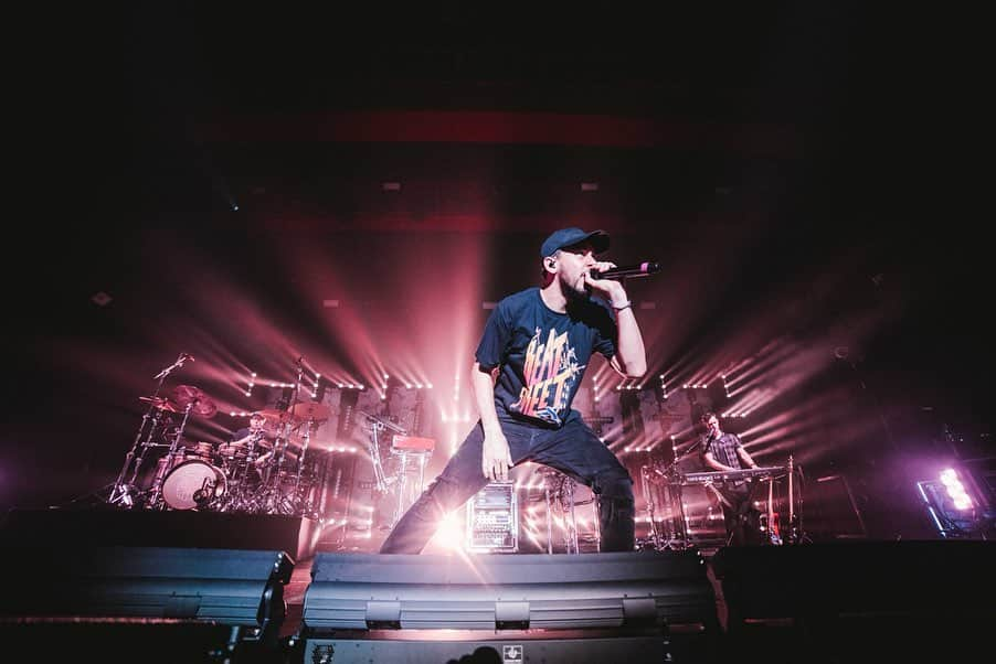 マイク・シノダさんのインスタグラム写真 - (マイク・シノダInstagram)「One month till the Post Traumatic Tour - Asia 2019 /// Do you have your tickets yet? #posttraumatictour」7月31日 16時06分 - m_shinoda