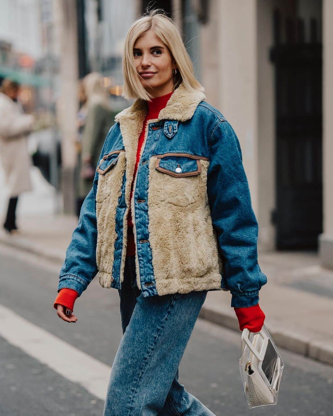 Vogue Australiaさんのインスタグラム写真 - (Vogue AustraliaInstagram)「We all know #Ganni, #StineGoya and #CecilieBahnsen, but who are the under-the-radar Danish brands on every fashion editors’ Copenhagen Fashion Week watch list? Tap the link in bio for the six little-known Danish labels you need to get familiar with now! 📷  @thelocals」7月31日 16時25分 - vogueaustralia