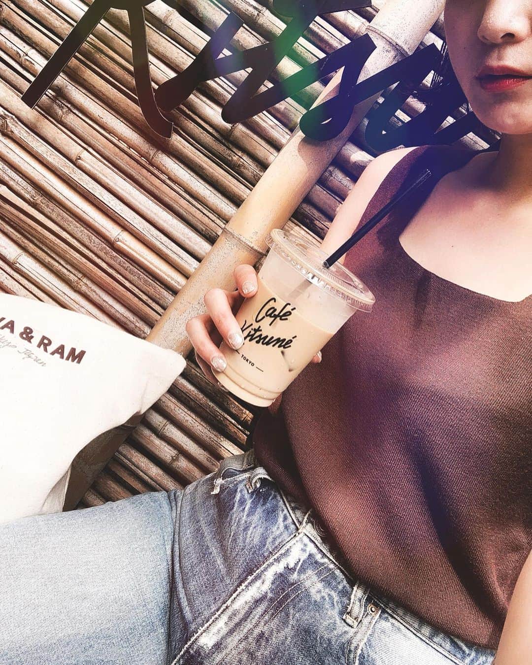 畑中奈緒美さんのインスタグラム写真 - (畑中奈緒美Instagram)「・ 🦊☕️🧡 暑すぎて鼻汗がヤバイよ。・ ・ #cafekitsune  #kitsune  #cafe #tokyo」7月31日 16時31分 - hatanaka_naomi