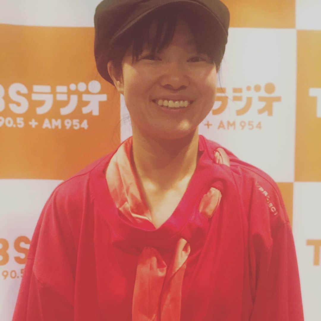 イモトアヤコさんのインスタグラム写真 - (イモトアヤコInstagram)「・ #イモトアヤコのすっぴんしゃん #tbsラジオ 毎週21:30 #すっぴんしゃん で、ぜひつぶやいてちょ suppin@tbs.co.jp」7月31日 17時05分 - imotodesse