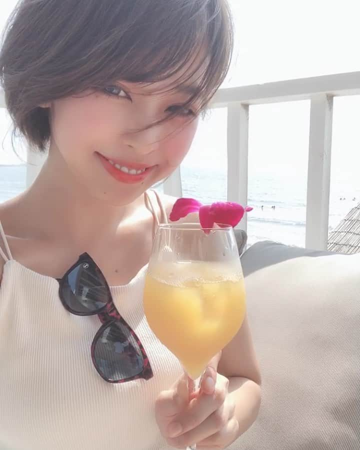 紗藤まゆのインスタグラム：「マンゴージュース🍹✨ #江ノ島 #海 #instagram #instalove #instapic #instagood #instadiary #instamood #instafollow #tagforlikes #tflers #photooftheday #picoftheday #l4l #follow4follow #followme #like #ootd #pic #fashion #hair #tokyo」