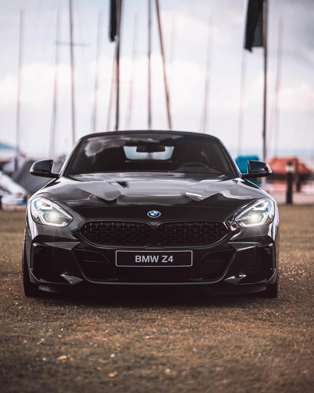 BMWのインスタグラム：「Open to the world's adventures. The BMW Z4 at the Bayerischer Yacht Club. #TheZ4 #BMW #Z4 @bmw_yachtsport」
