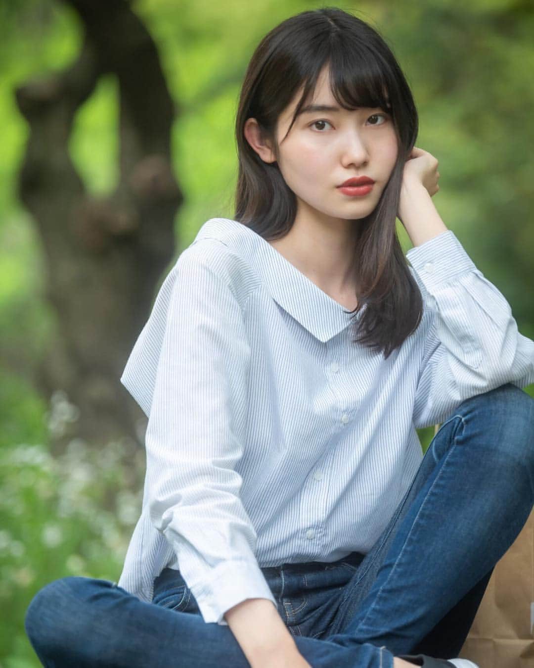 のインスタグラム：「最近どこもセールしてて爆買いしてしまったんだけど、大学ももう夏休みに入るしどこに着て行こうって考えている今日この頃😯」