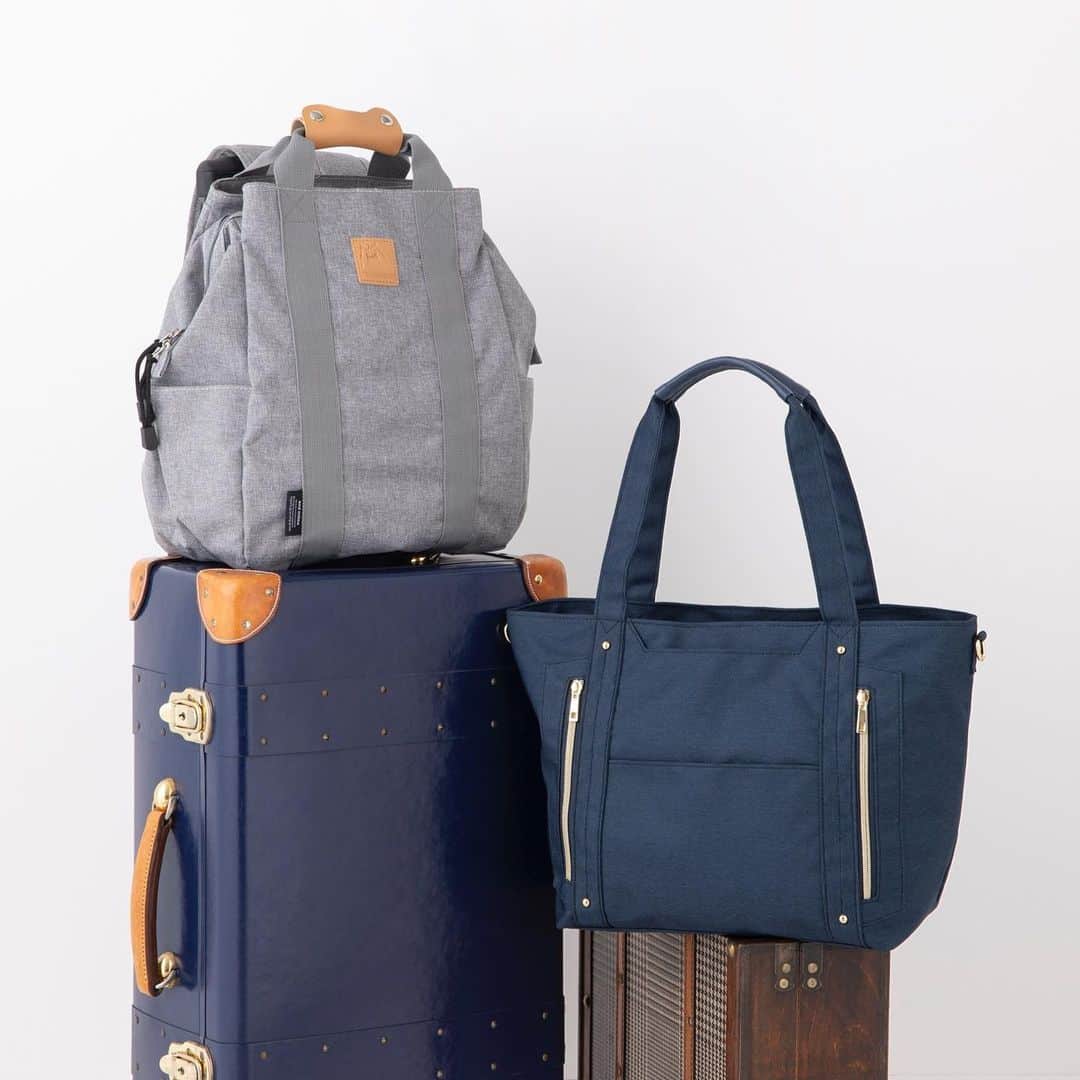 ITS'DEMOさんのインスタグラム写真 - (ITS'DEMOInstagram)「, トラベルバッグシリーズ✈️ スーツケースなどにキャリーオンできるバッグが登場✨ トートバッグは保冷機能が付いたドリンクホルダーつき  リュックは口金仕様で荷物がたくさん入ります💕 . これからの旅行にぴったり💫💫 . 撥水2wayトラベルトート ¥3,990+tax  多収納トラベルリュック ¥3,990+tax . . . #ITSDEMO #イッツデモ #イッツデモコーデ #バッグ #Bag #トラベル #トラベルバッグ #Travel #TravelBag #トリップ #トリップバッグ #Trip #トート #トートバッグ #Tote #ToteBag #リュック #リュックサック #トラベルリュック #ファッション #instafasion #プチプラ」7月31日 17時24分 - itsdemo_official
