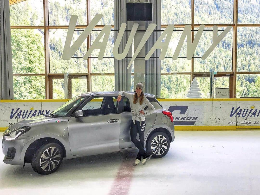 ヴァレンティーナ・マルケイさんのインスタグラム写真 - (ヴァレンティーナ・マルケイInstagram)「In pista, con Suzuki, ho sempre un partner affidabile😉⛸🚗❄️ #perfettasulghiaccio #partnershipGOALS  #suzukiswift  The perfect partner on and off the ice 💪🏻🤩⛸❄️ #iceicebaby #suzukiItalia #vaujany #summercamp #takemetoFrance #adv」8月1日 4時50分 - valemarchei14