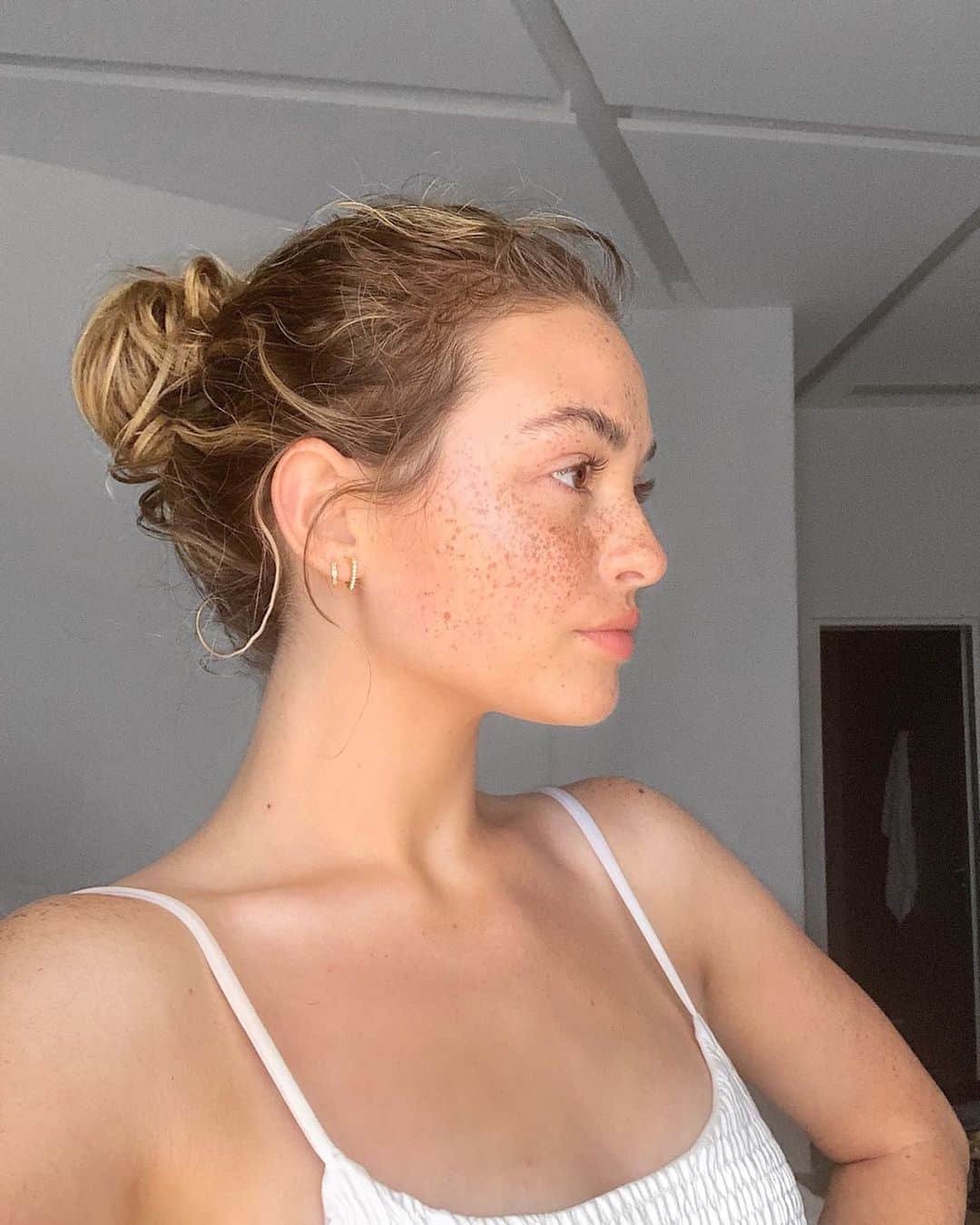 Kelsey Simoneのインスタグラム：「Bye Mykonos feed 👋🏼 ending on these close ups」