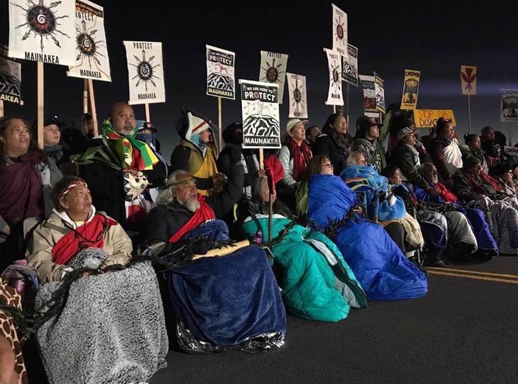 ブルーノ・マーズのインスタグラム：「I love you Hawaii, and I'm with you. #protectmaunakea」