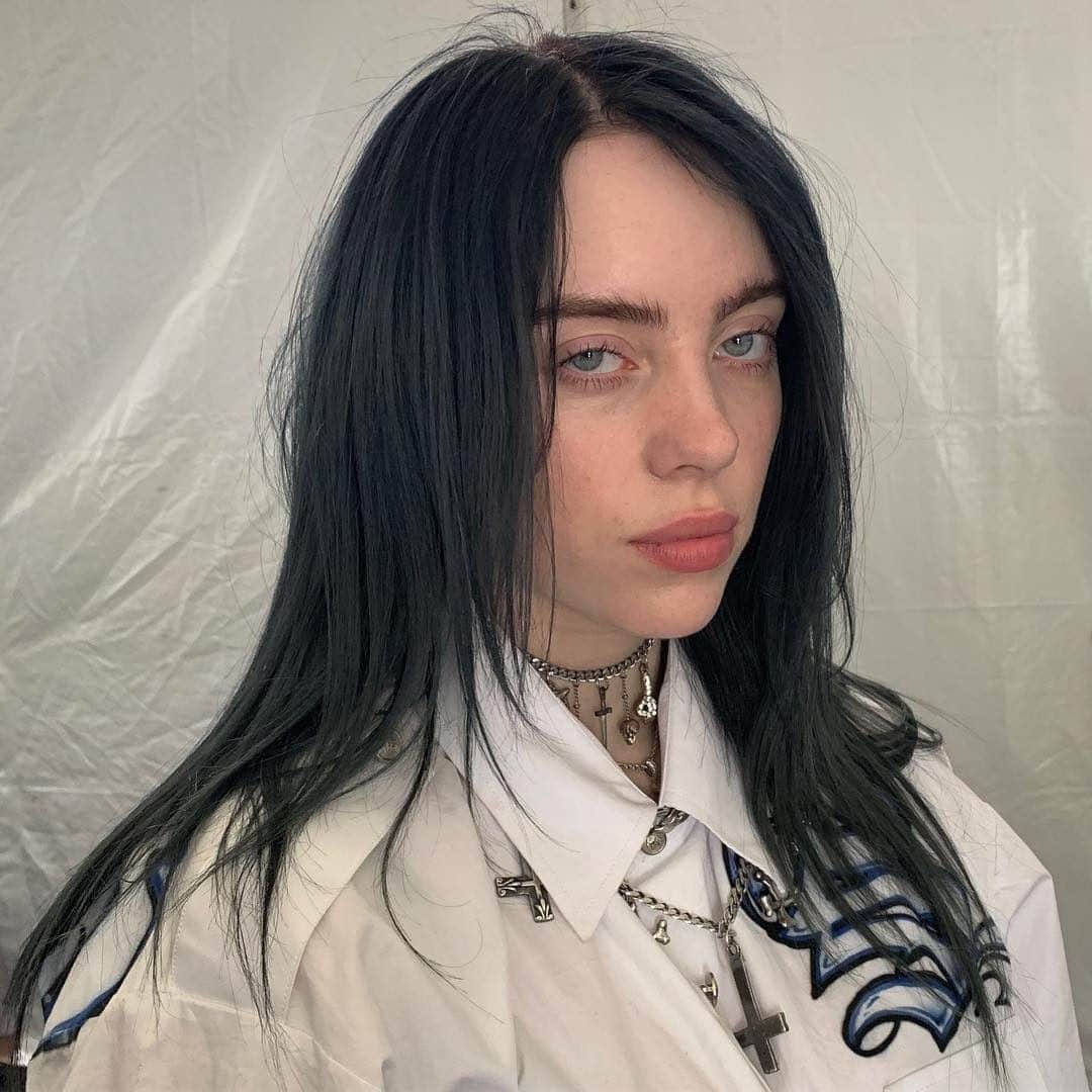 Teen Vogueさんのインスタグラム写真 - (Teen VogueInstagram)「"When anyone else thinks about Billie Eilish at 14, they think of all the good things that happened. But all I can think of is how miserable I was. How completely distraught and confused." @billieeilish gets candid about her experiences with depression, panic attacks, and self-harm at the link in bio.」8月1日 3時40分 - teenvogue