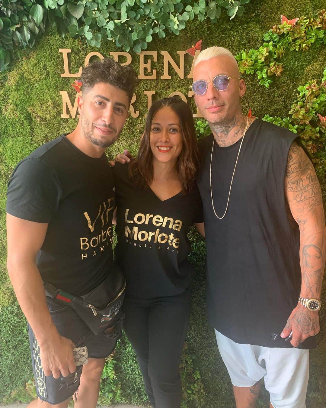 アレクシス・ルアーノさんのインスタグラム写真 - (アレクシス・ルアーノInstagram)「Muy top @lorenamorlotemarbella y @vip_barber_hakim y @benitez_morlote 😜😉 cambio de look 👀 aaaaauuuuuaaaaaa」8月1日 4時12分 - alexis_ruano_2