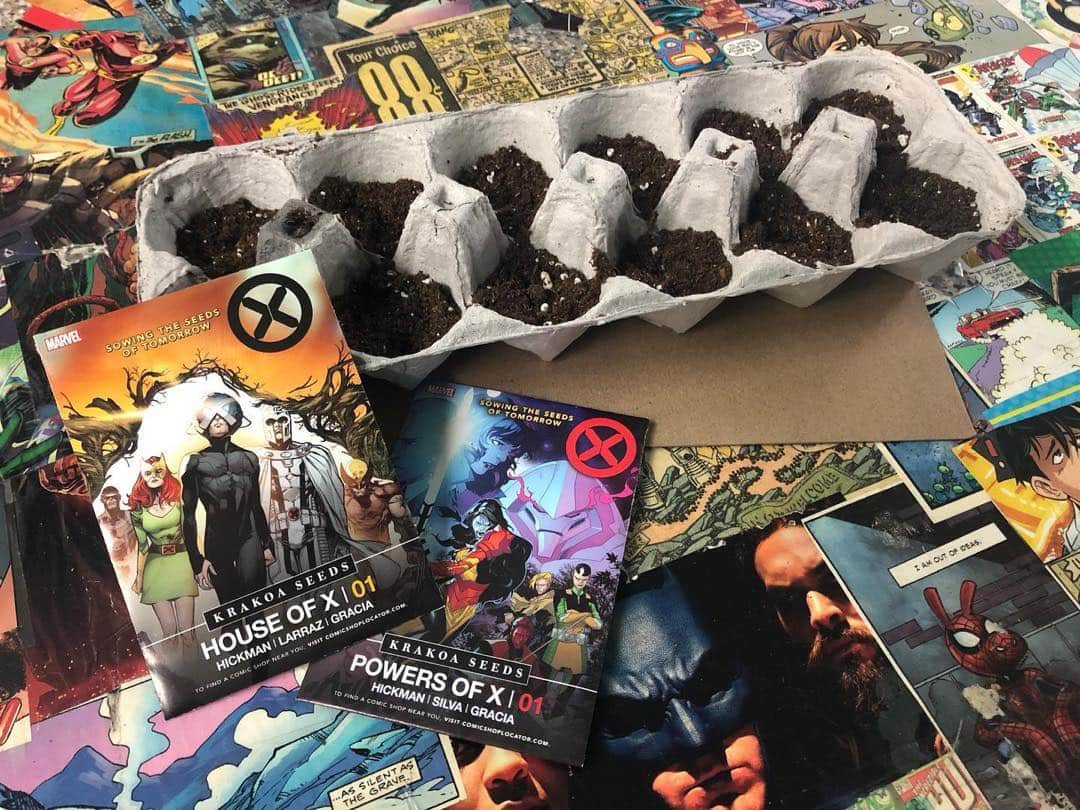RB Silvaさんのインスタグラム写真 - (RB SilvaInstagram)「RepostBy @thegeekerynj: "🌱Planted our KRAKOA seeds! Now we wait and see if they’re anything like the seeds in #HOUSEOFX / #POWERSOFX 🤞"」8月1日 4時35分 - rbsilva_comics