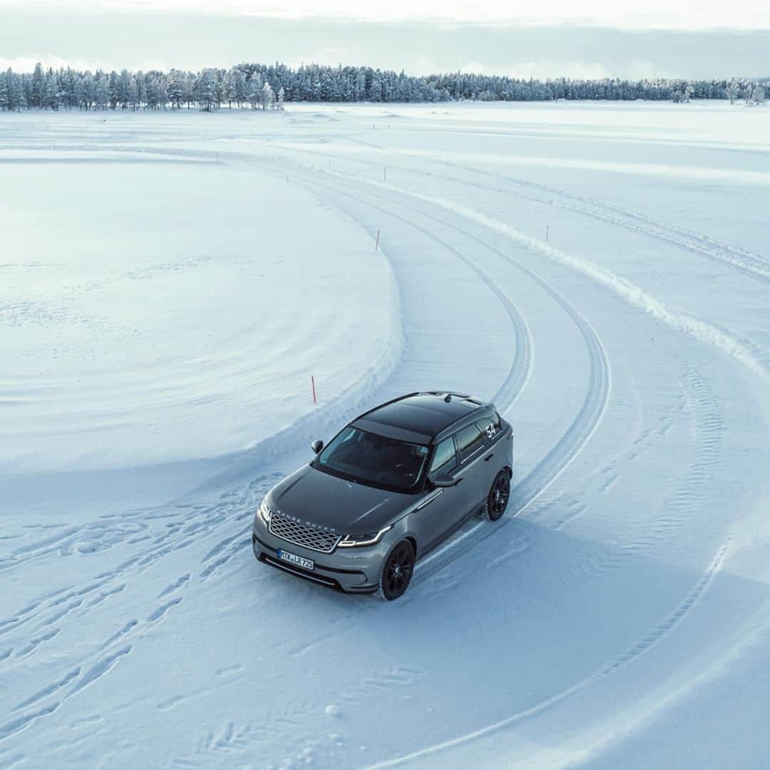 Land Roverさんのインスタグラム写真 - (Land RoverInstagram)「Get your ice driving skills ahead of the curve with #LandRoverExperience Ice Academy. Search 'Jaguar Land Rover Experience Ice Academy' to learn more.  #RangeRover #Velar #LandRover #LRE #IceAcademy #Sweden #Arjeplog #OffRoad #Snow #Ice」7月31日 20時30分 - landrover