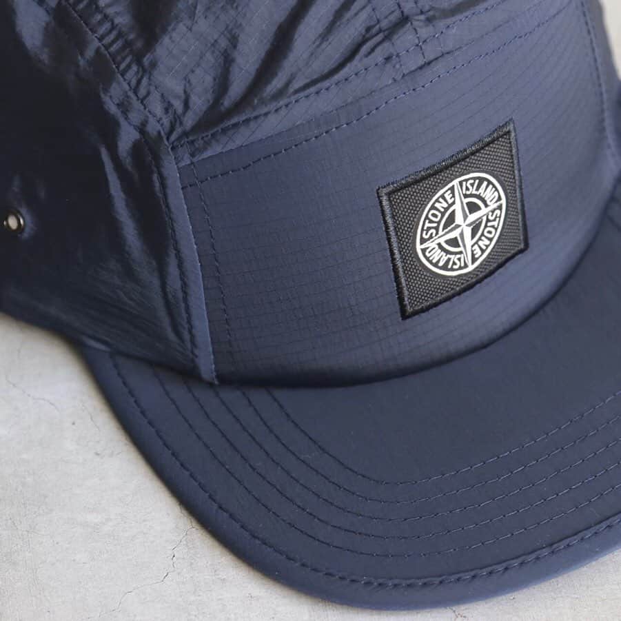 wonder_mountain_irieさんのインスタグラム写真 - (wonder_mountain_irieInstagram)「_ STONE ISLAND / ストーンアイランド "NYLON METAL RIPSTOP CAP" ￥18,360- _ 〈online store / @digital_mountain〉 http://www.digital-mountain.net/shopdetail/000000009186/ _ 【オンラインストア#DigitalMountain へのご注文】 *24時間受付 *15時までのご注文で即日発送 *1万円以上ご購入で送料無料 tel：084-973-8204 _ We can send your order overseas. Accepted payment method is by PayPal or credit card only. (AMEX is not accepted)  Ordering procedure details can be found here. >>http://www.digital-mountain.net/html/page56.html _ 本店：#WonderMountain  blog>> http://wm.digital-mountain.info _ #STONEISLAND / #ストーンアイランド _ 〒720-0044 広島県福山市笠岡町4-18 JR 「#福山駅」より徒歩10分 (12:00 - 19:00 水曜定休) #ワンダーマウンテン #japan #hiroshima #福山 #福山市 #尾道 #倉敷 #鞆の浦 近く _ 系列店：@hacbywondermountain _」7月31日 20時33分 - wonder_mountain_