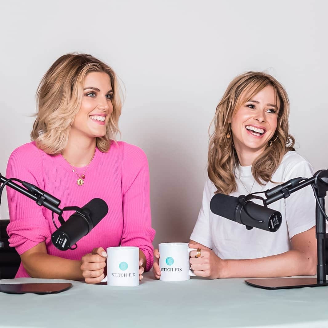 Ashley Jamesさんのインスタグラム写真 - (Ashley JamesInstagram)「Talking about Love, Lust and Everything Inbetween with @camillathurlow and @aleshaofficial 💓 Absolutely loved being a part of this podcast with @StitchFixUK. I'm sure if you've followed me for a while, you’ll know I could talk about love and single life for days. I'm such an over-sharer! We shared stories about first loves, heartbreak, and stories that we'd probably rather forget... Check it out now via the link in my story or by searching ‘Wear It’s At’ on podcast platforms 💓 #StitchFixUK #WearItsAt #singlelife #ad」7月31日 20時33分 - ashleylouisejames