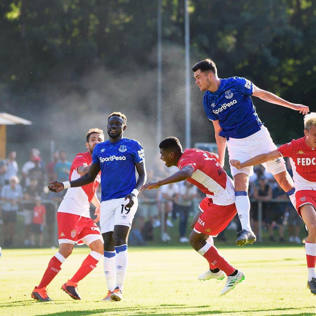 エヴァートンFCさんのインスタグラム写真 - (エヴァートンFCInstagram)「Big Mick Keane. 💪 • • • #everton #keane #michaelkeane #efc #blues #toffees #nsno #preseason #training #premierleague #pl」7月31日 20時45分 - everton