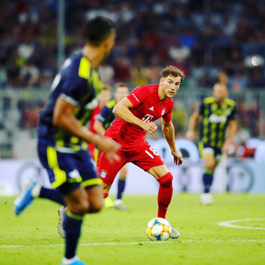 レオン・ゴレツカさんのインスタグラム写真 - (レオン・ゴレツカInstagram)「Good perfomance yesterday 🦁💯 @fcbayern #LEtsGO」7月31日 20時59分 - leon_goretzka