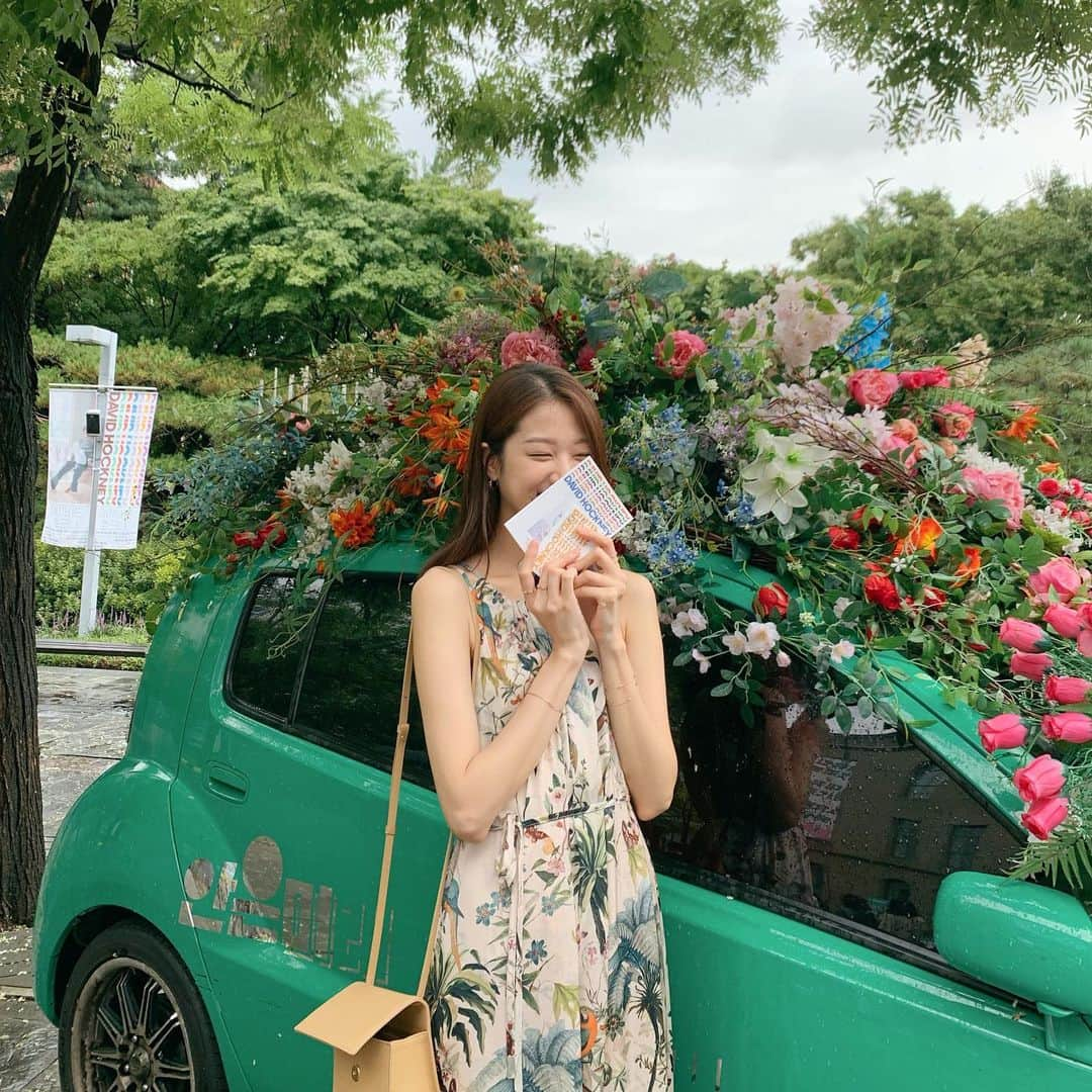 ミナ さんのインスタグラム写真 - (ミナ Instagram)「비오는 아침🌧 전시 마지막 주에 부랴부랴 다녀왔다🌿」7月31日 21時36分 - blossomh_