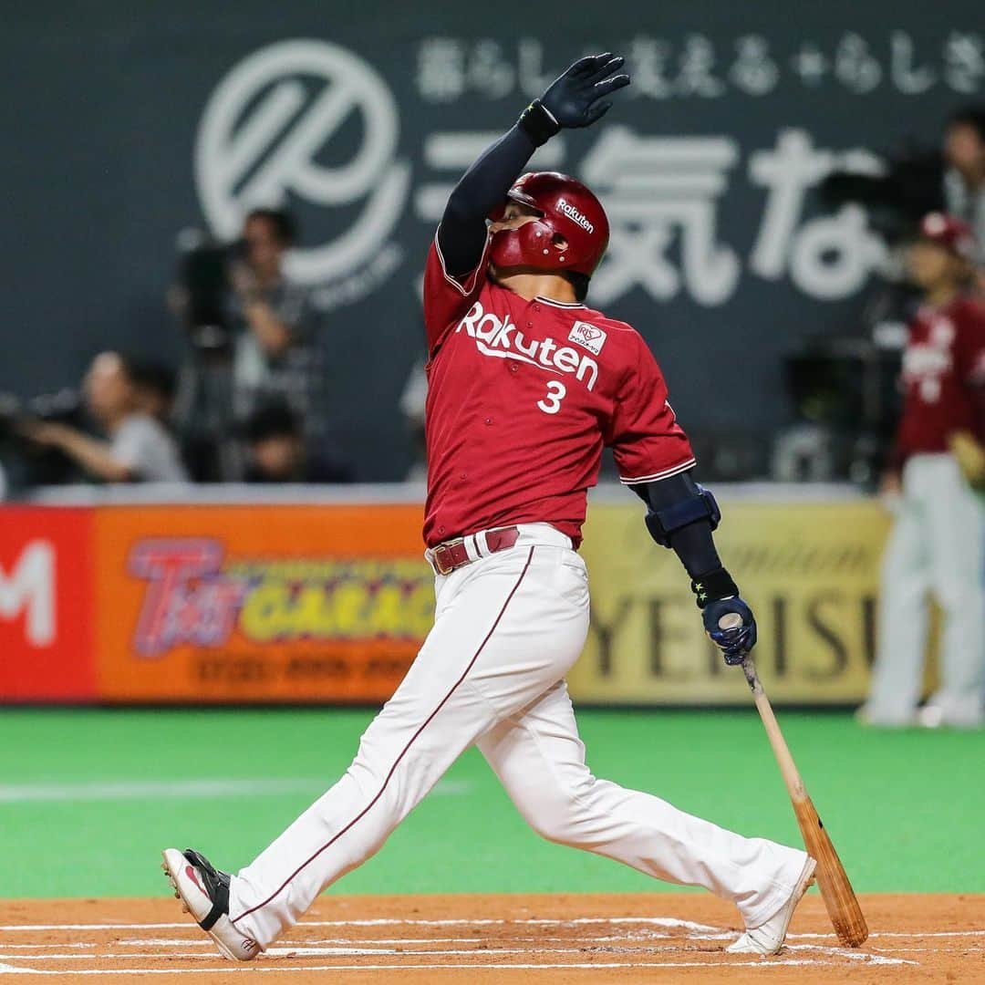 東北楽天ゴールデンイーグルスさんのインスタグラム写真 - (東北楽天ゴールデンイーグルスInstagram)「⚾️ ⚾️F 4-3 E⚾️ 初回に浅村選手の22号ソロで幸先よく先制‼️ 同点の7回には渡邊佳明選手のタイムリー3ベースと 堀内選手のスクイズで2点を奪い勝ち越しに成功🤩 先発の則本選手は6回まで1失点のナイスピッチング👍🏼 しかし7回にまさかの3失点で逆転を許し連勝ならず。 #rakuteneagles #RESTART #日本一の東北へ #渡邊佳明 #浅村栄斗 #則本昂大」7月31日 21時46分 - rakuten_eagles