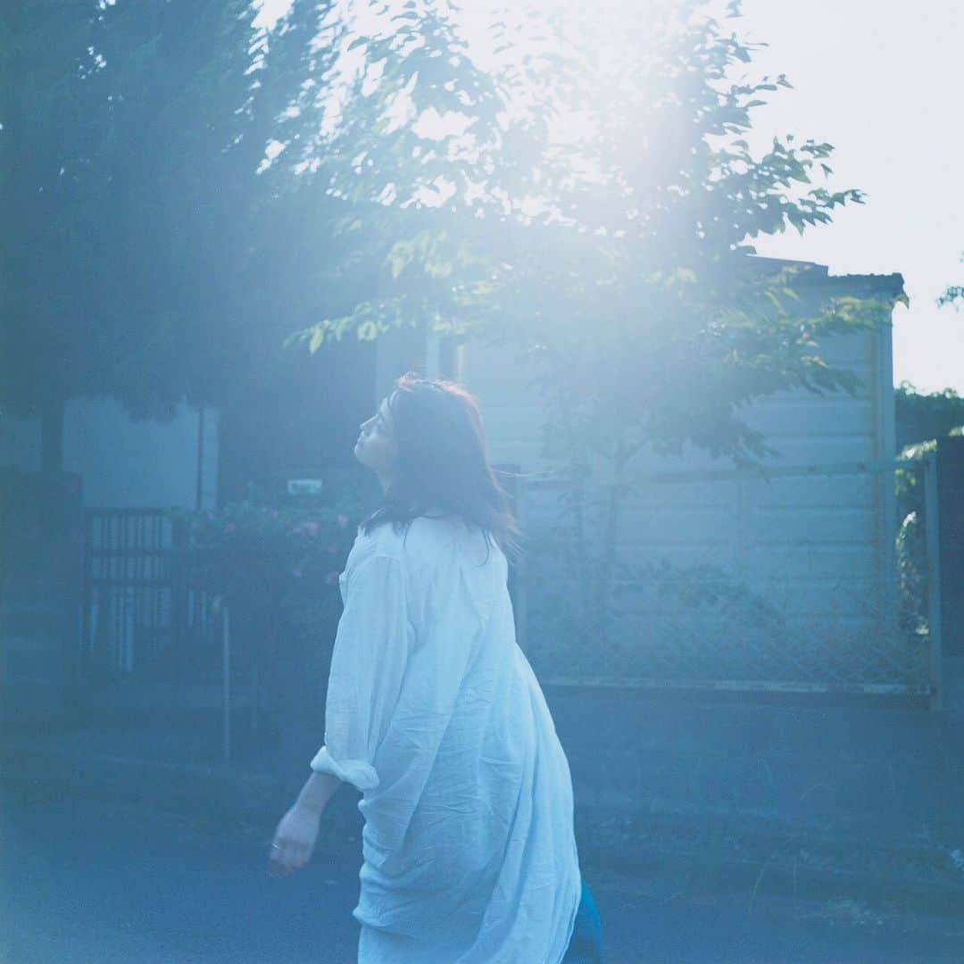 岡本玲さんのインスタグラム写真 - (岡本玲Instagram)「. 🌫 #film」7月31日 21時47分 - rei_okamoto