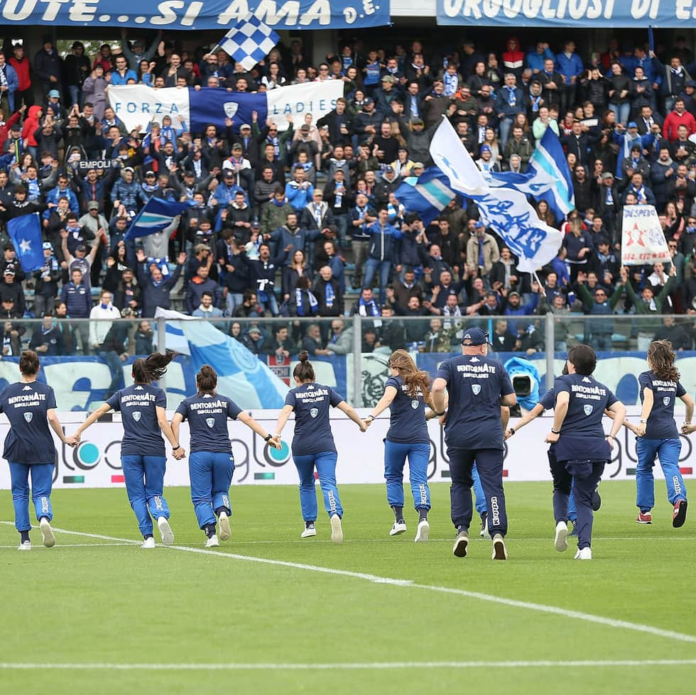 エンポリFCさんのインスタグラム写真 - (エンポリFCInstagram)「Inizia domani la nuova stagione dell’@EmpoliLadies, con le azzurre di mister Pistolesi che si alleneranno al Centro Sportivo di Monteboro in vista della prossima Serie A che prenderà il via sabato 14 settembre」7月31日 22時00分 - empoli_fc_official