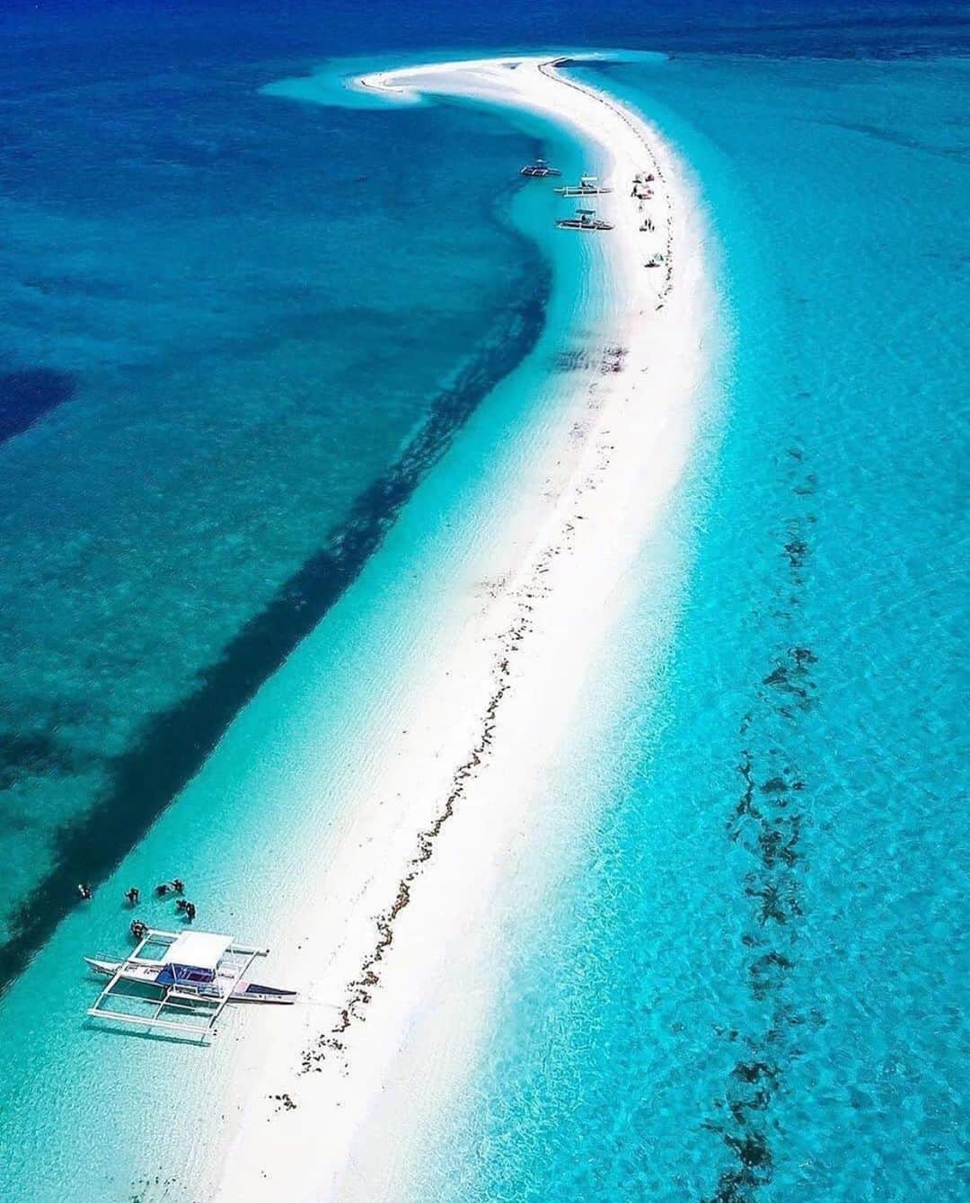 Wonderful Placesさんのインスタグラム写真 - (Wonderful PlacesInstagram)「White Island - The Philippines ✨❤️❤️❤️✨ . Picture by ✨✨@pinoytravelfreak✨✨ #wonderful_places for a feature 💙」7月31日 22時09分 - wonderful_places