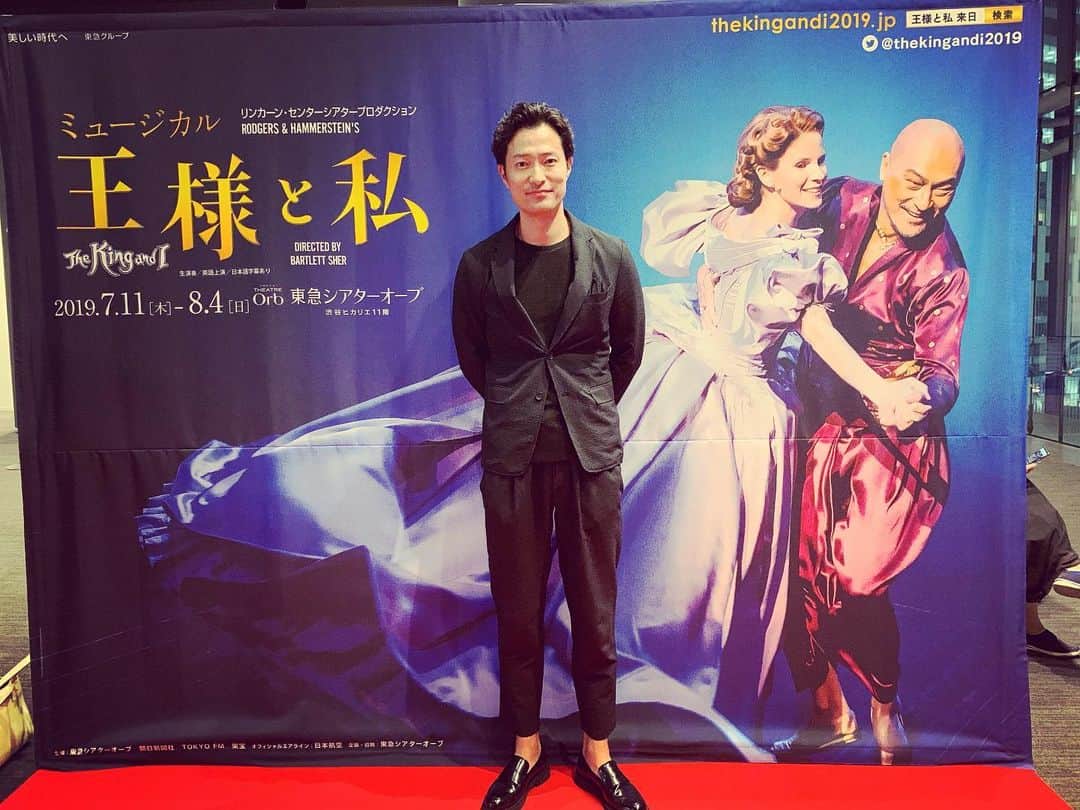 前川泰之さんのインスタグラム写真 - (前川泰之Instagram)「ミュージカル『王様と私』観に行ってきました！いやぁ、最高✨✨❗️僕も、役者の血が滾りましたよ^_^ 素敵な夜になりました！  #王様と私 #ミュージカル」7月31日 22時24分 - maekawa_yasuyuki_official