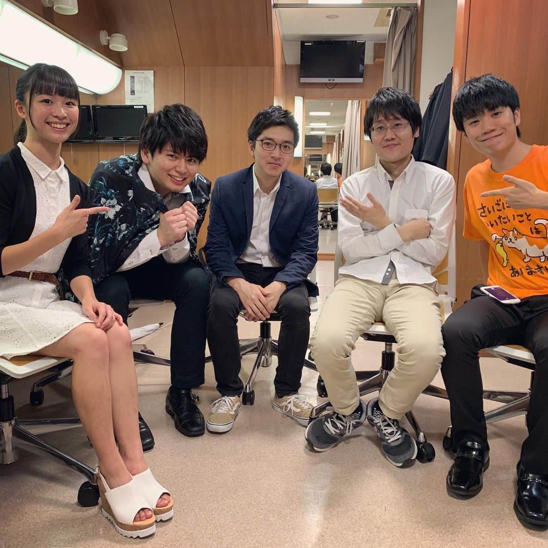 砂川信哉のインスタグラム：「いい写真！新シーズン(?)もよろしくお願いします。 #東大王」