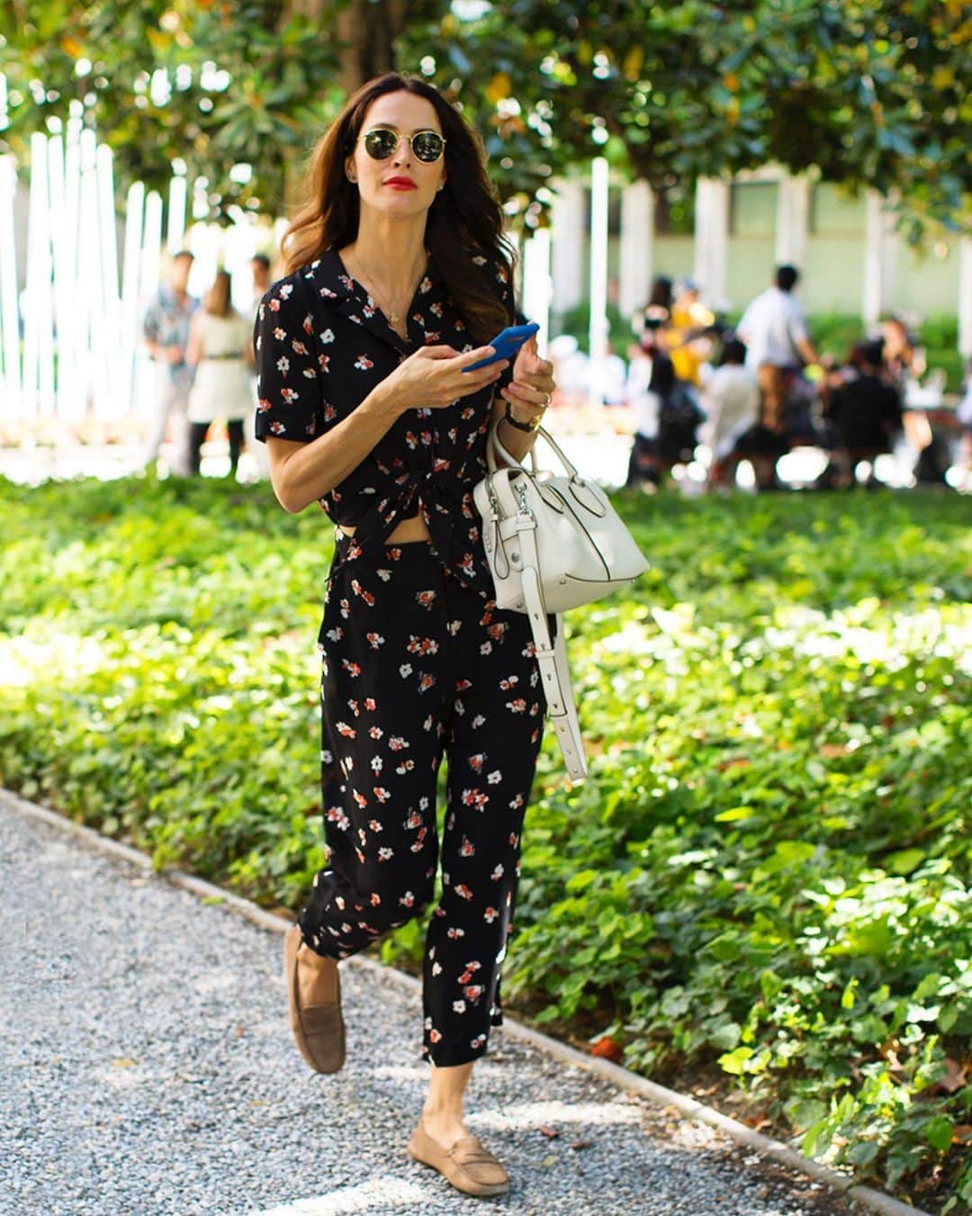 のインスタグラム：「Prints in the park, Milan (of course)」