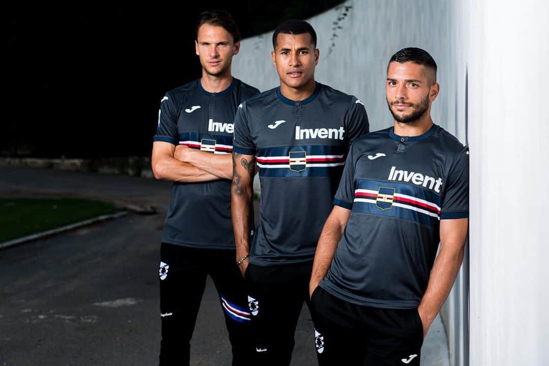 UCサンプドリアさんのインスタグラム写真 - (UCサンプドリアInstagram)「Third kit #Sampdoria 2019/20. ☑️」7月31日 22時36分 - sampdoria