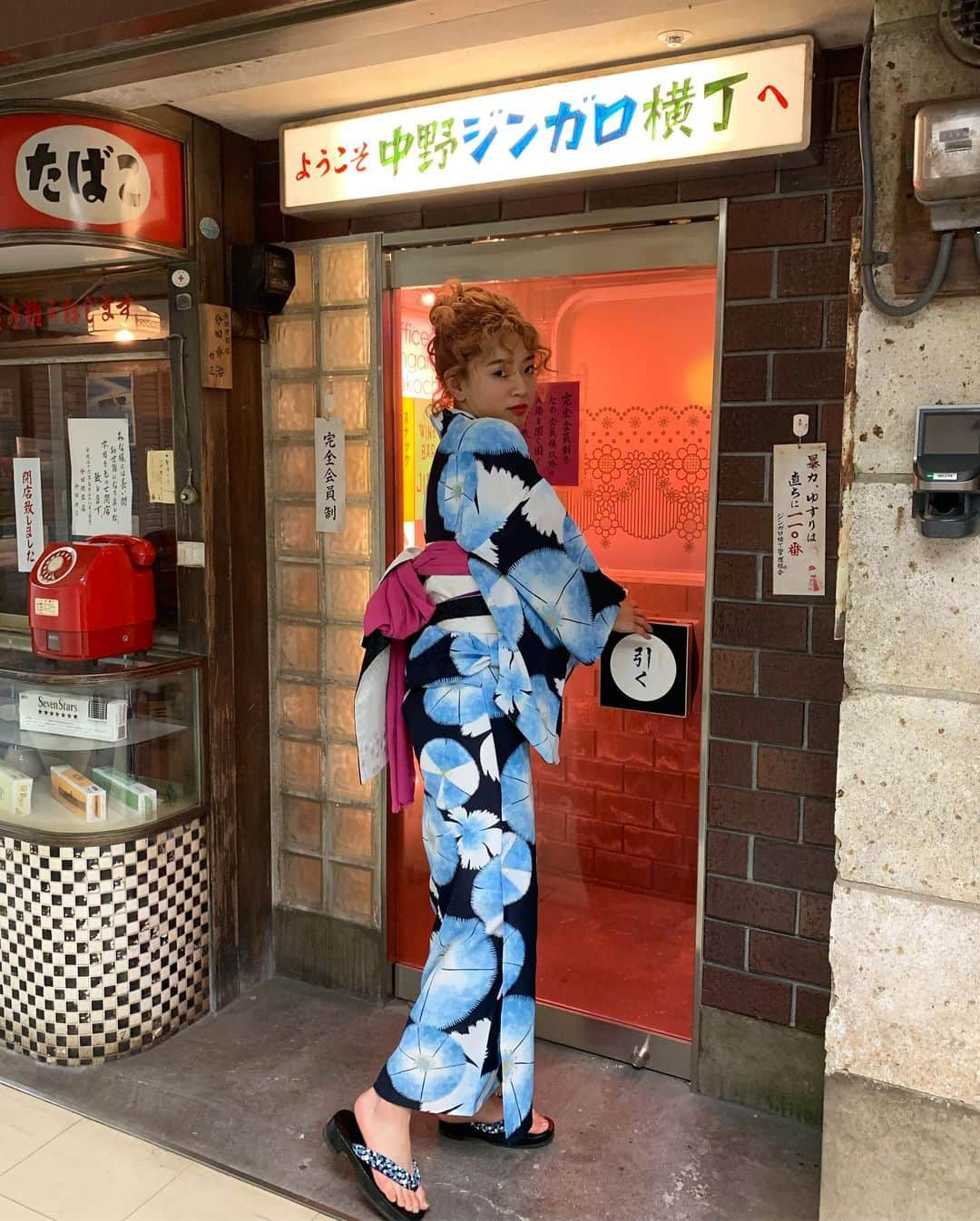 武部柚那さんのインスタグラム写真 - (武部柚那Instagram)「今年の夏また浴衣着たいなぁ🤔 Japan!て感じがして好き🥰 @smart_tkj 💘 ・ ・ ・ hair: @ryohairmake  make: @kennakano_mua  styling: @shins_park  大好きな#SYYB チーム😘」7月31日 22時52分 - yuzuna__takebe__official