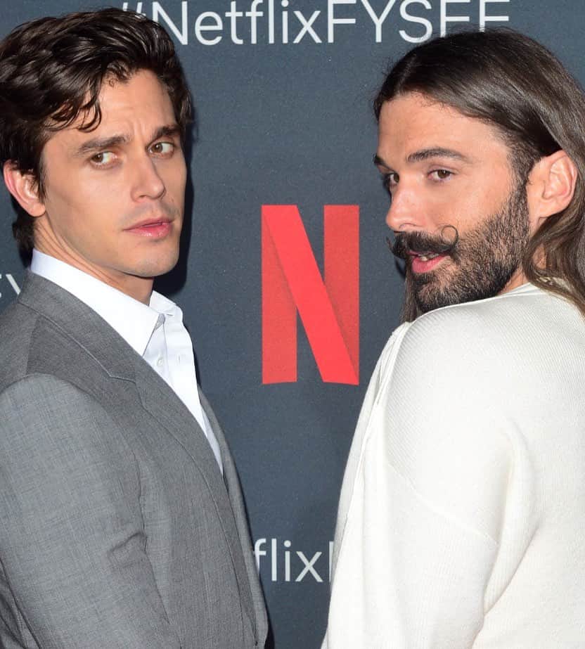 Just Jaredさんのインスタグラム写真 - (Just JaredInstagram)「Are @antoni and @jvn actually dating?! One of their @queereye co-stars just made a big reveal in their Instagram comments. Tap this pic in the LINK IN BIO to see! #QueerEye Photo: Getty」7月31日 23時01分 - justjared