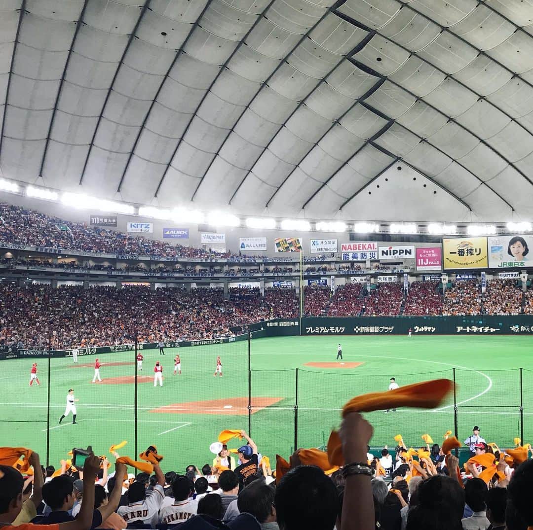 小林未来さんのインスタグラム写真 - (小林未来Instagram)「#東京ドーム にて #プロ野球 観戦⚾️‼️とっても良いお席にお招きいただき感激でした😆 巨人ファンの母に見せたい景色✨✨」7月31日 22時53分 - mirai.kobayashi