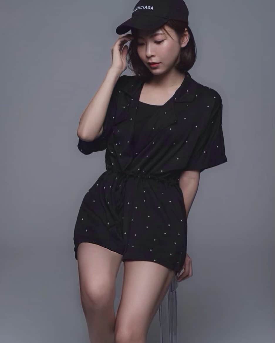 河村美咲さんのインスタグラム写真 - (河村美咲Instagram)「好きな服を着ているときは好きな自分でいたいですねぇ🐶🐶🐶🐶 @7things.official  スカートじゃなくてズボンになってるよ👖 @heron214」7月31日 23時46分 - misaki_haaan