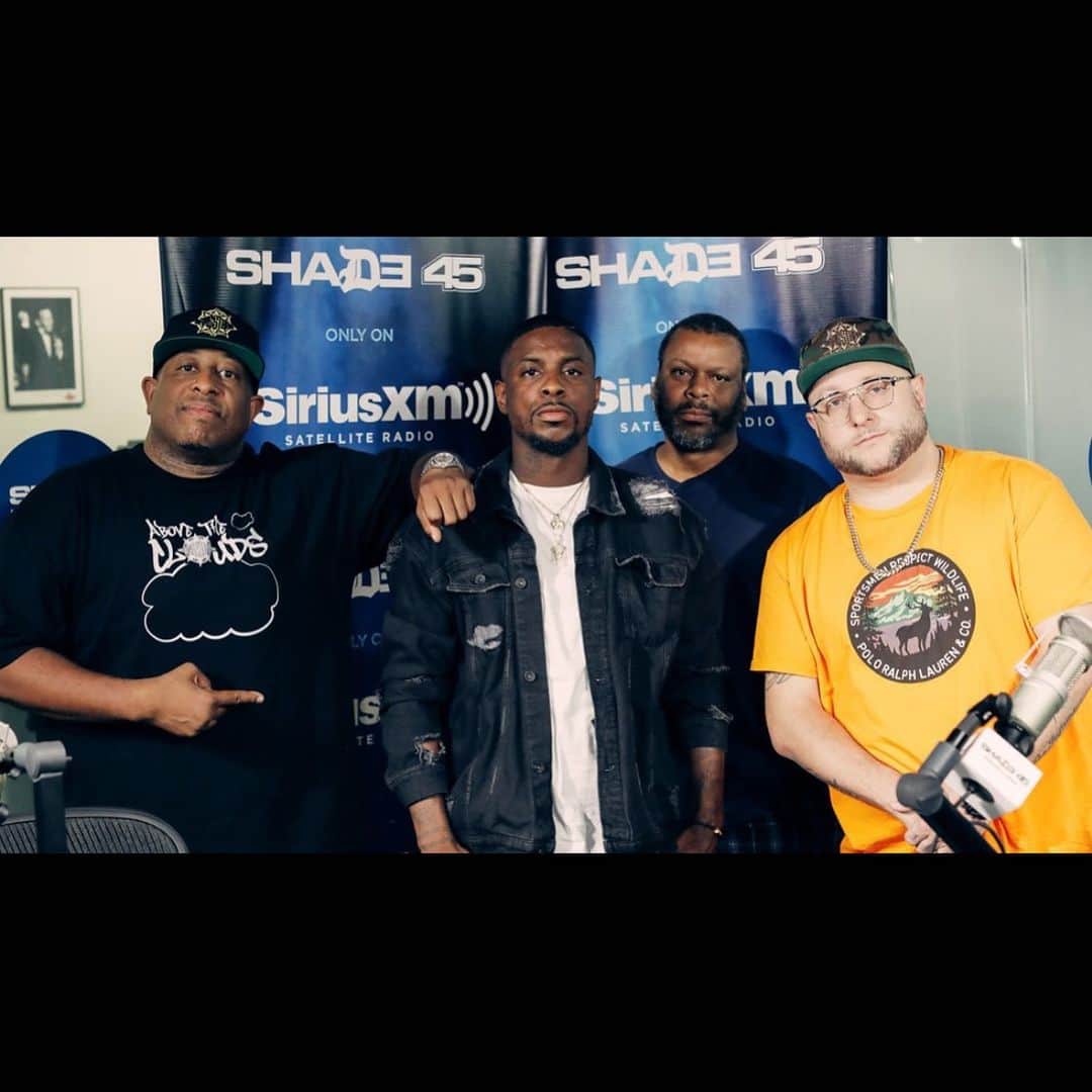 DJプレミアさんのインスタグラム写真 - (DJプレミアInstagram)「Our Guests @statikselekt  and From Connecticut ANoyd @livinanoyd With His New LP "YUCK!" PRODUCED EXCLUSIVELY BY STATIK SELEKTAH... AVAILABLE NOW!!! Catch Us on LIVE FROM HEADQCOURTERZ  On @eminem's @shade45 @siriusxm Every Tuesday Night 7-9pm EST (4pm PT) Along With Panchi Of @nygz @kreepyclown @torchington, King Of Chill and POE on the Visualz... 📸 By @deejaypoe  OFFICIAL MERCH FOR  Gang Starr, NYGz, MC Eiht, GURU, DJ Premier, TTT and 33 @1/3rd MERCH... Shop.premierwuzhere.com」8月1日 0時11分 - djpremier