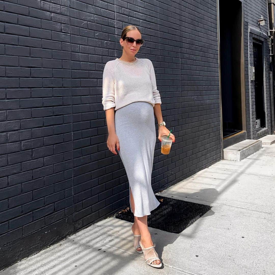 Helena Glazer Hodneさんのインスタグラム写真 - (Helena Glazer HodneInstagram)「Last day of July. HOW!?! #bumpstyle #bkblondebump」8月1日 0時14分 - brooklynblonde1