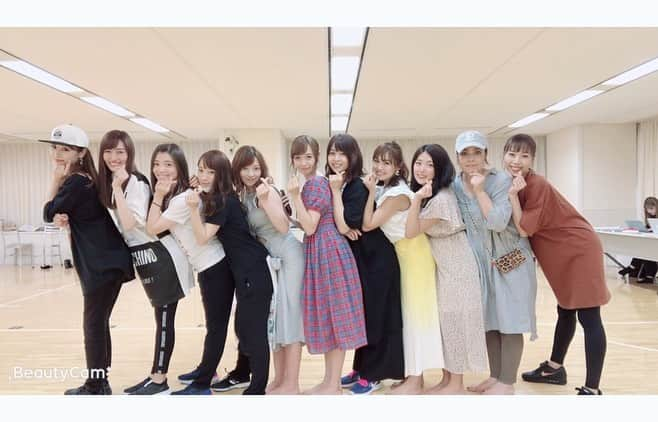 加藤雅美さんのインスタグラム写真 - (加藤雅美Instagram)「. ひとつ前のご報告の投稿に対して たくさんのいいねや祝福のコメント 本当にありがとうございました😊🙏💖✨ . ひとつひとつ読ませていただきました✨ とても嬉しかったです⑅◡̈*❤️ . 身体を第一に考えてこれからも 過ごしていきたいと思います🍀 今後ともよろしくお願いします⑅◡̈* . 今日は明日のSDN48結成10年記念 『誘惑のガーター』特別公演の 最終リハーサルでした☺️💖 . リハーサルでパフォーマンスをする メンバーを前から見ていたら、 みんながあの頃と全然変わってなくて、 むしろキラキラ輝いていて ウルウルしちゃいました😢❤️ . そして明日は7年振りに 思い出の劇場に立って、 あの景色を見れるかと思うと。。 想像しただけで胸がいっぱいです😢❤️ . たくさんの方の協力のもと ステージに立てることに感謝して。。 精一杯楽しみます☺️💕 . 観に来れない方はDMMさんと ニコ生さんの生配信を 是非チェックしてくださいね😘 . ブログも更新しました！ 当日いらっしゃる方への お知らせも書いてありますので、 是非プロフィール欄から飛んで チェックしてくださいね♥︎⍤⃝ . ではでは！また明日♥︎⍤⃝ おやすみなさい💫 . #SDN48 #誘惑のガーター #10年 #復活公演 #一夜限り #仲間 #絆 #秋葉原 #friends #bff #instagood #love #happy #smile #enjoy #dance #song #popstar #japaneseaidol #japanesegirl  #japanese #japan #tokyo #akihabara #home #me #followme #加藤雅美」8月1日 0時37分 - mamikato97