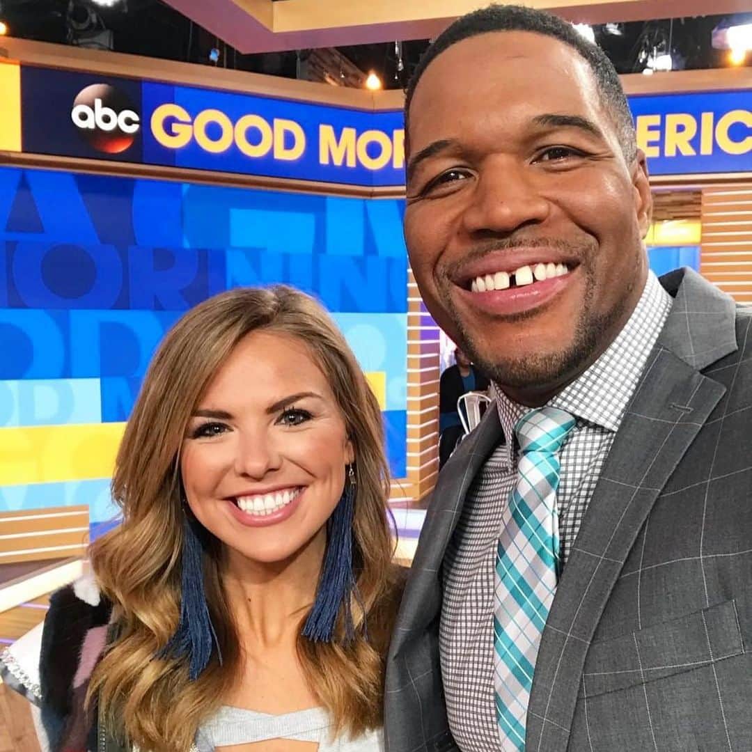 Good Morning Americaさんのインスタグラム写真 - (Good Morning AmericaInstagram)「Started from the audience, now we here! ➡️ 🙌@alabamahannah will always be a part of the GMA family!」8月1日 1時26分 - goodmorningamerica