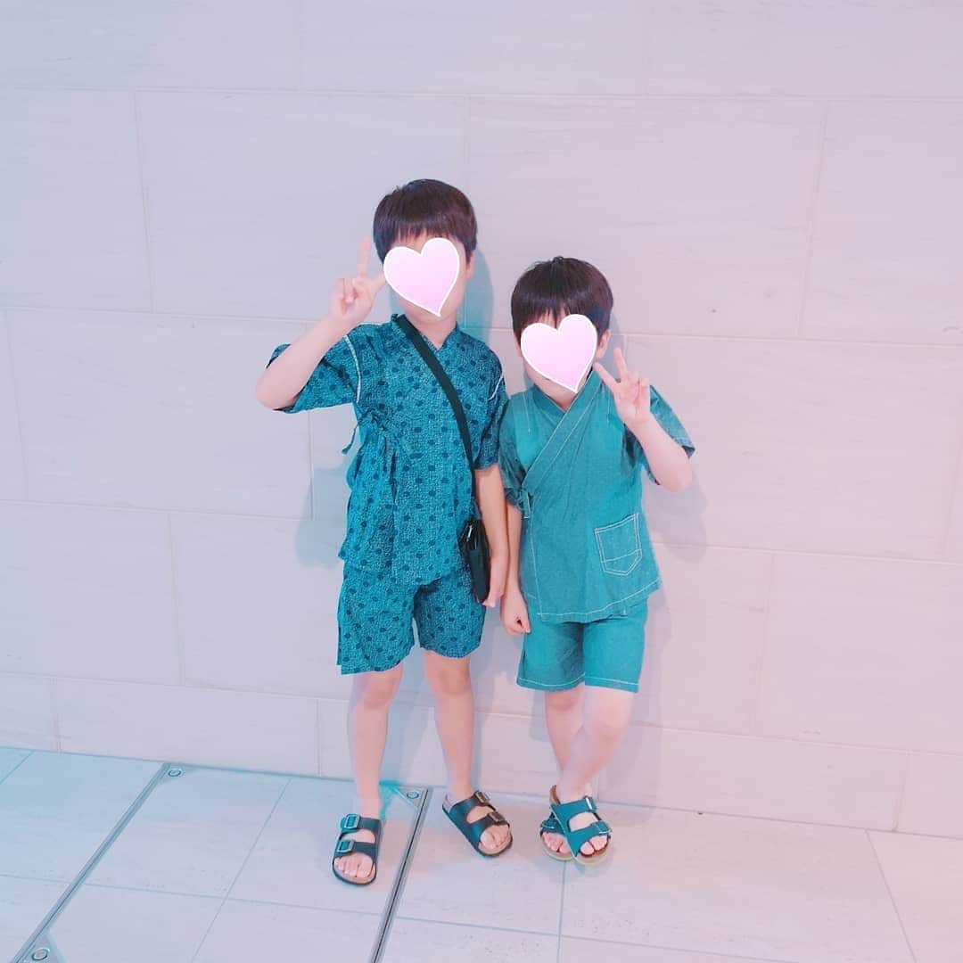のインスタグラム：「夏祭り❤️ #夏の思い出 #夏祭り　#甚平 #兄弟　#兄弟ママ」